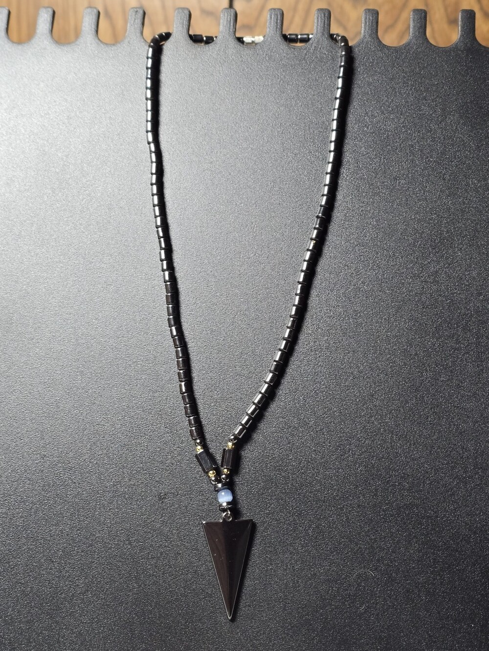 Source Unknown Black Beaded Necklace with Arrowhead Pendant